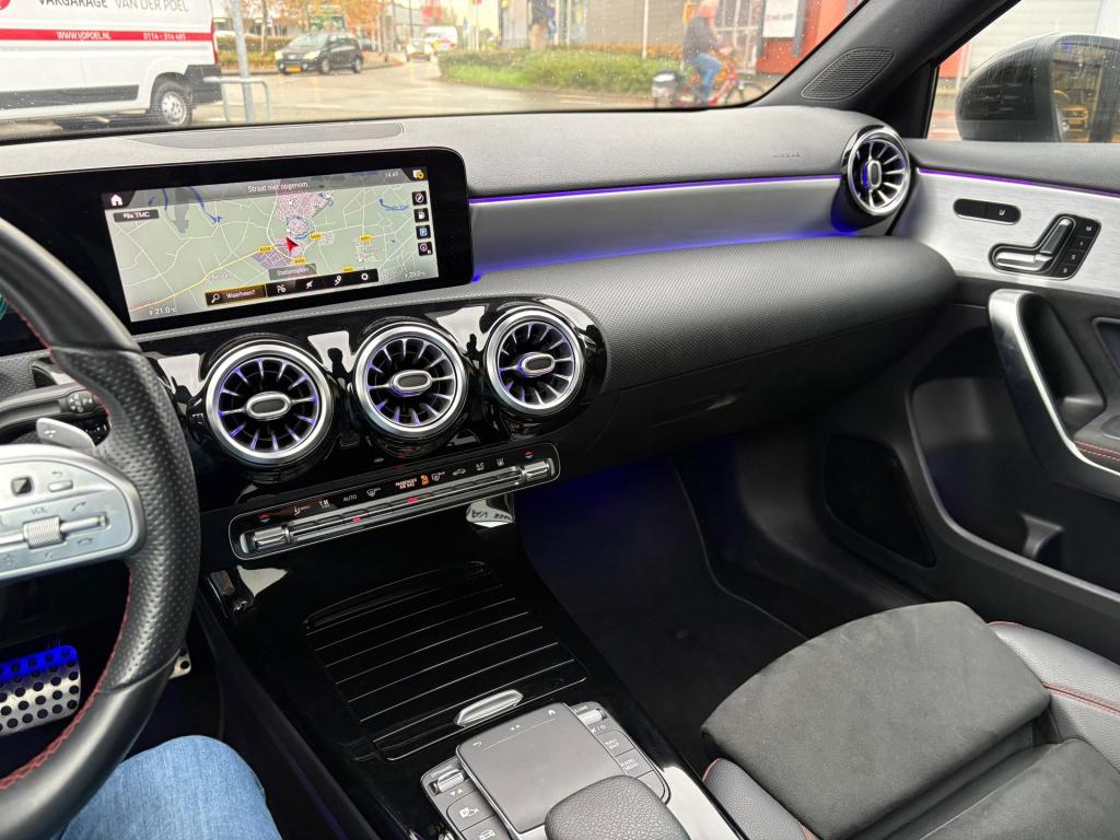 Mercedes-Benz A-Klasse 250 e business solution amg limited