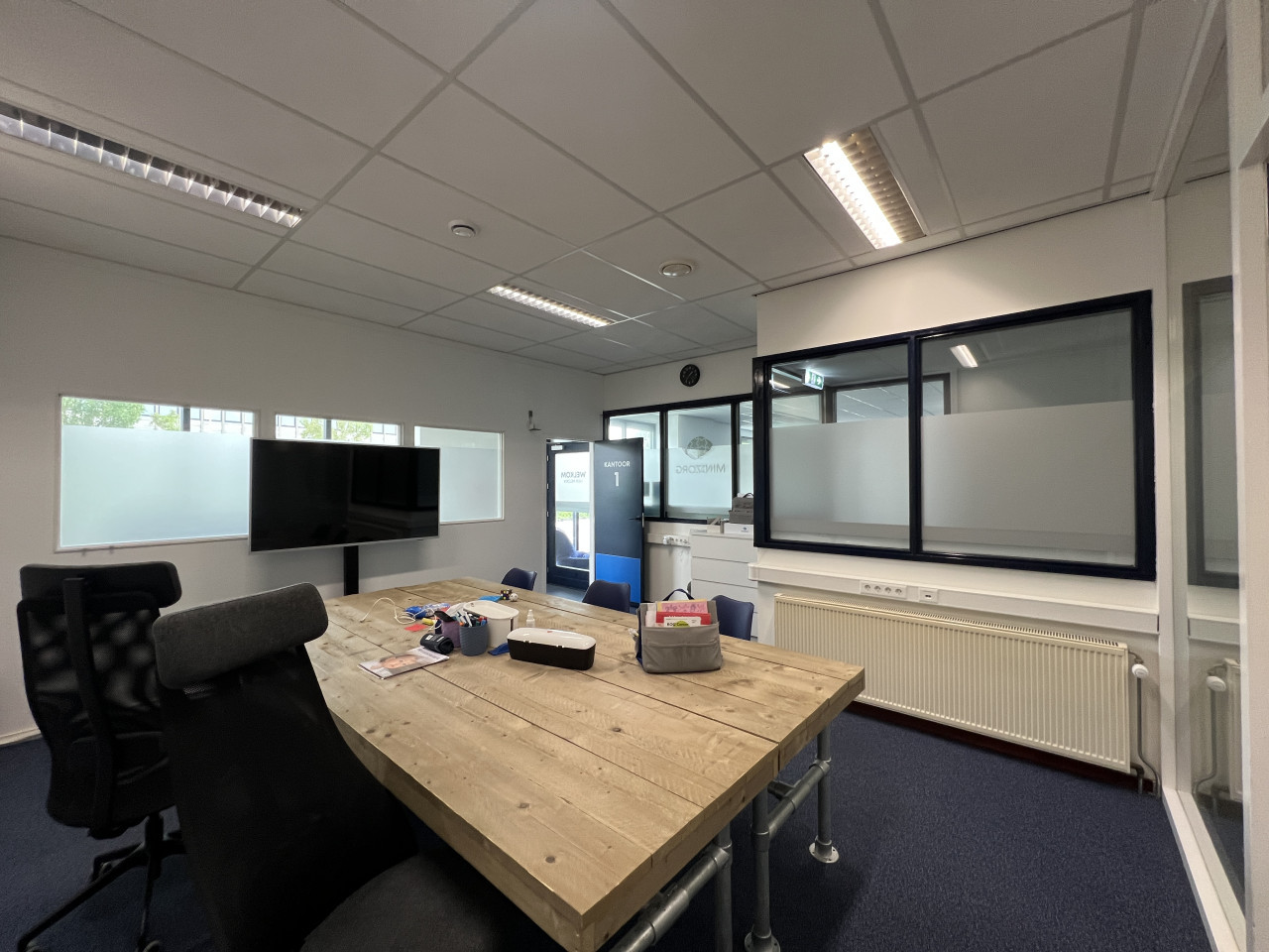 Te huur. geschakelde kantoorruimtes totaal 90m2