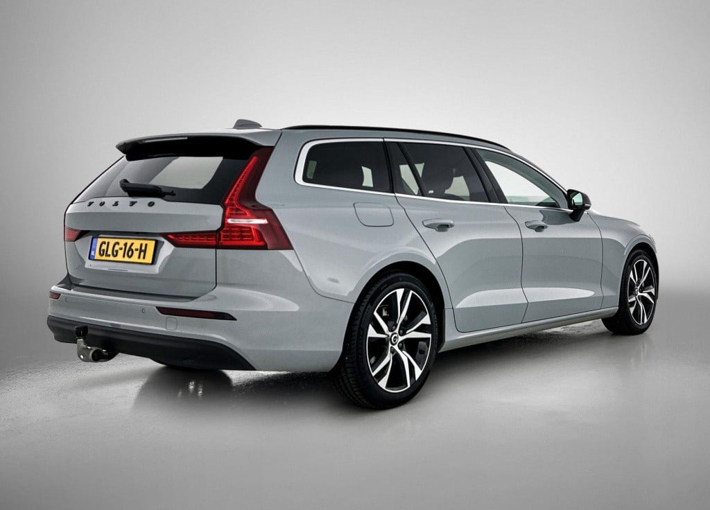 Volvo V60 2.0 b3 core | automaat | navigatie | climate control | camera | p