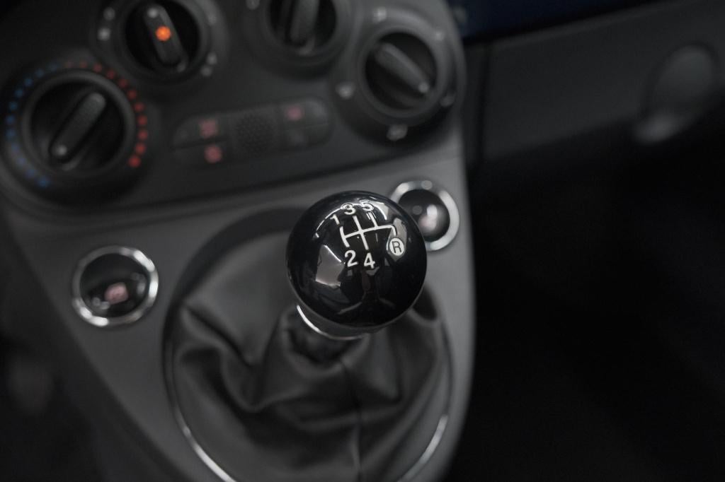 Fiat 500 0.9 twinair turbo lounge | panoramadak | navigatie pakket | airco