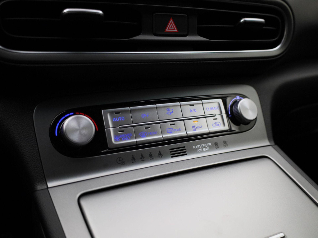 Hyundai Kona ev fashion 39 kwh