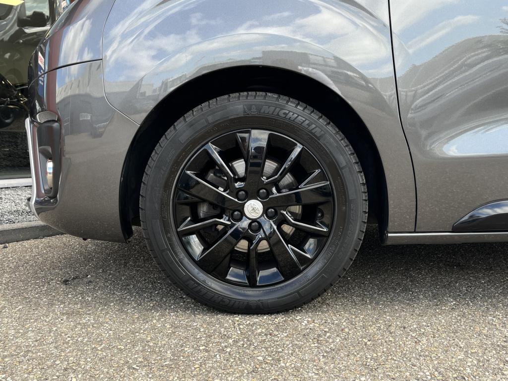 Toyota Proace worker 2.0 d-4d black line long | carplay | 17'' | navi | tre