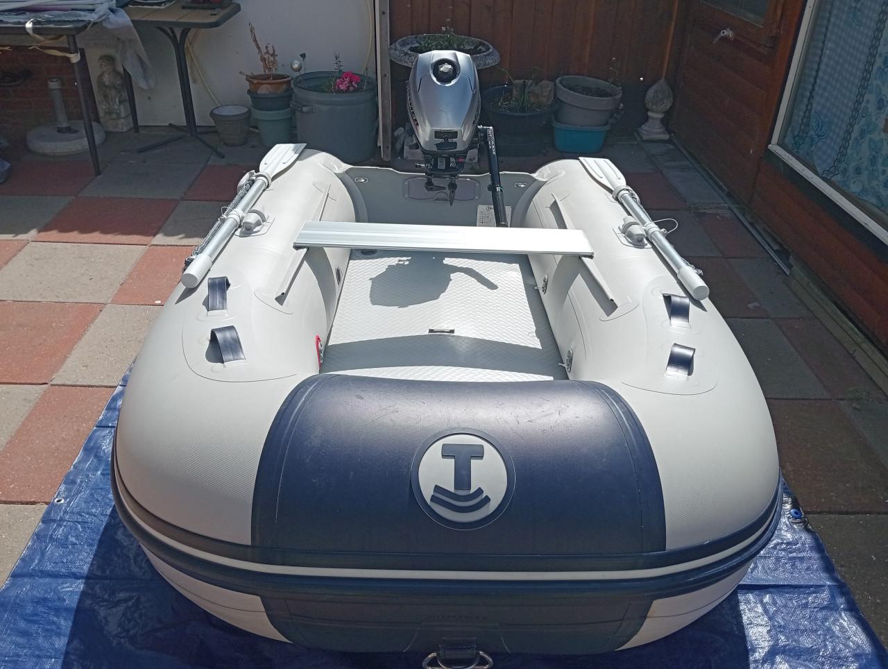 Rubberboot