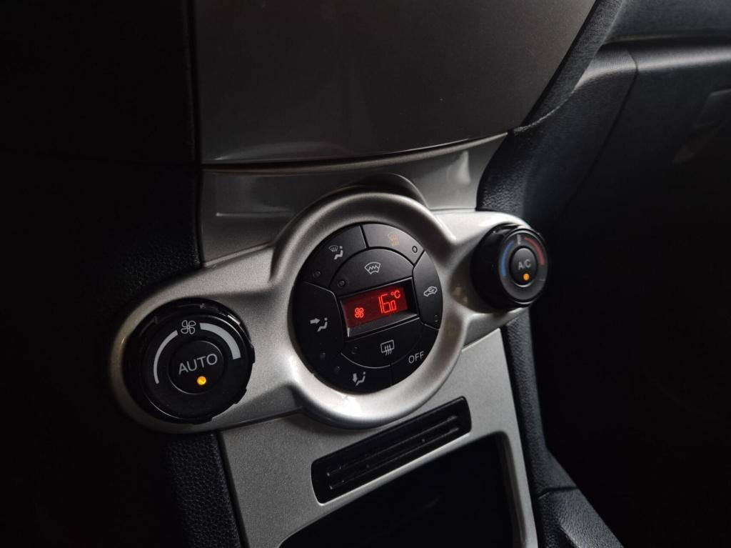 Ford Fiesta 1.25 titanium