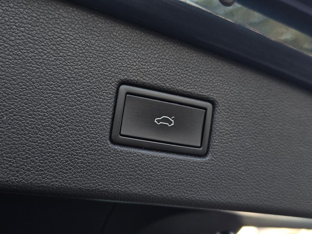 Volkswagen Tiguan 1.5 tsi r-line business+ | elek. trekhaak | keyless