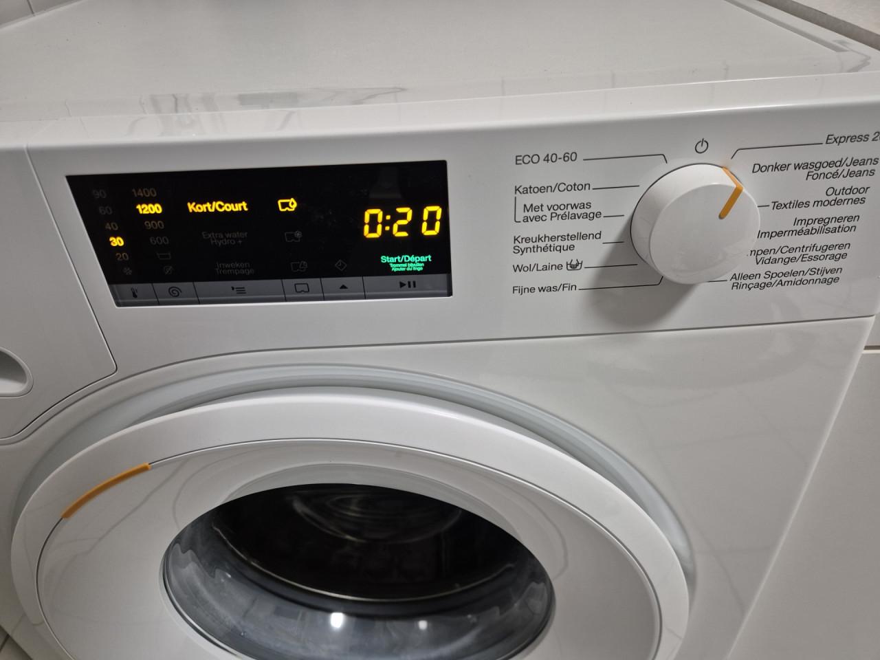 Miele wasmachine: praktisch nieuw met fabrieksgarantie