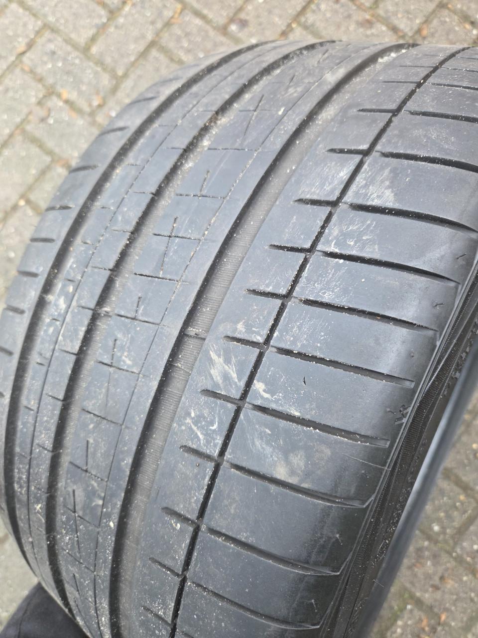 275-30-19 Vredestein Ultrac Vorti+ 96Y