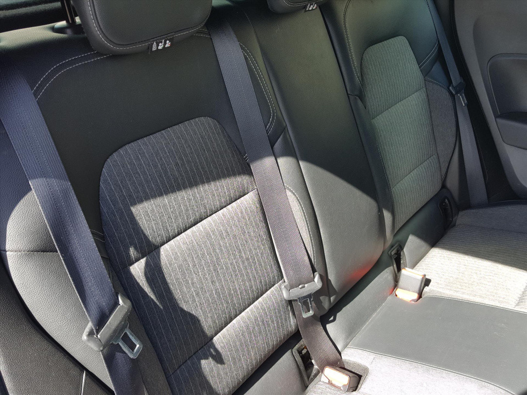 Renault Clio 1.0 tce 90pk intens navigatie | trekhaak | cruise & climate co