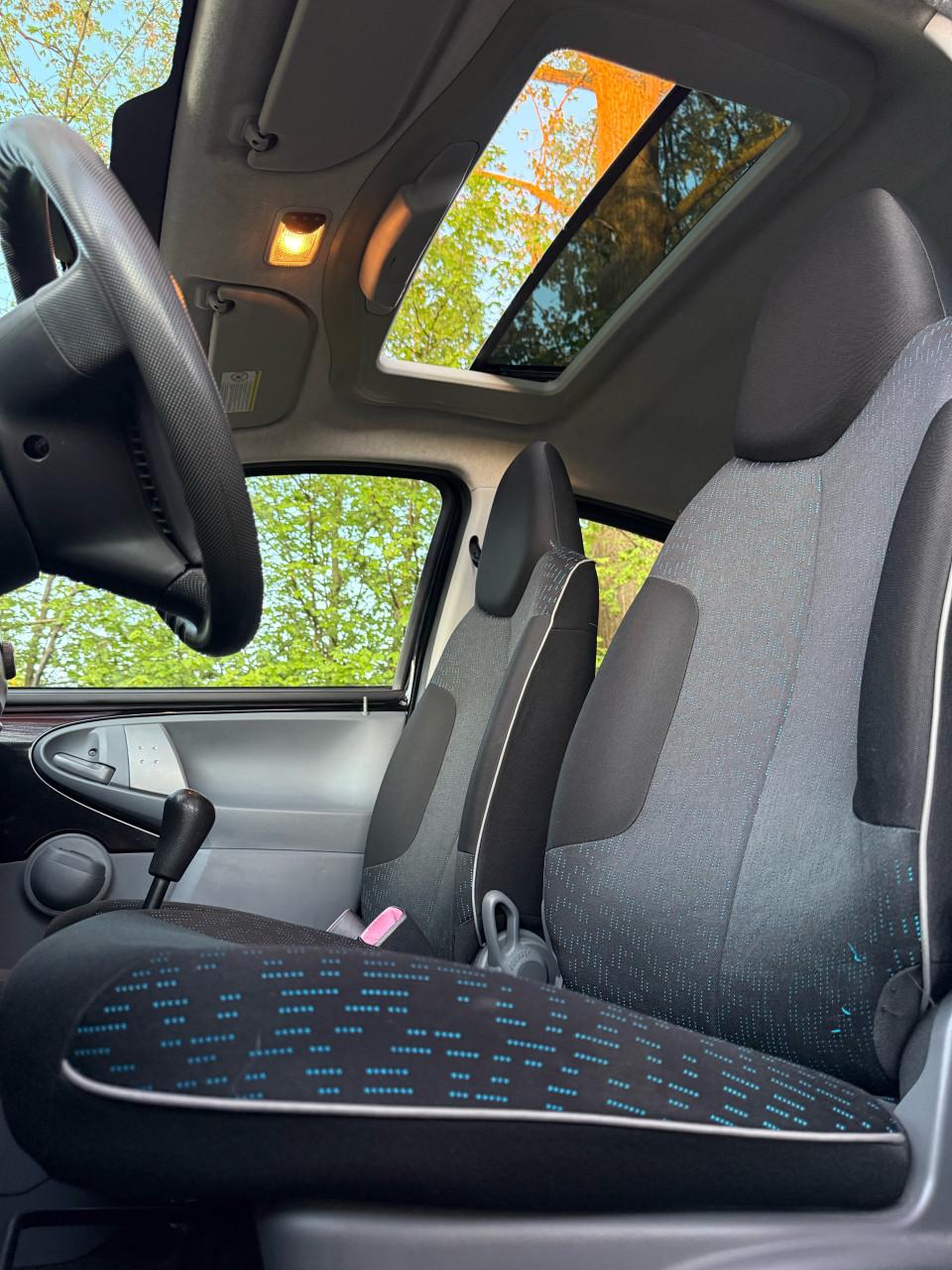 Nette Peugeot 107 1.0 5DR 2010 Open dakje, Airco, Carplay!