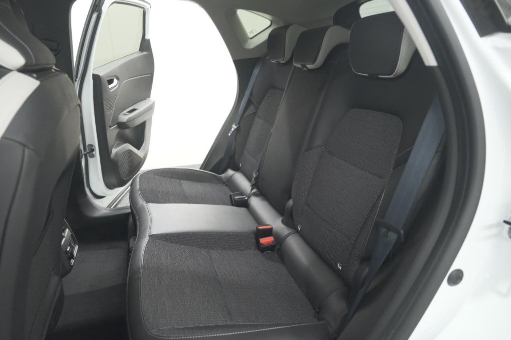 Renault Captur tce 90 intens | camera | navigatie | parkeersensoren | apple