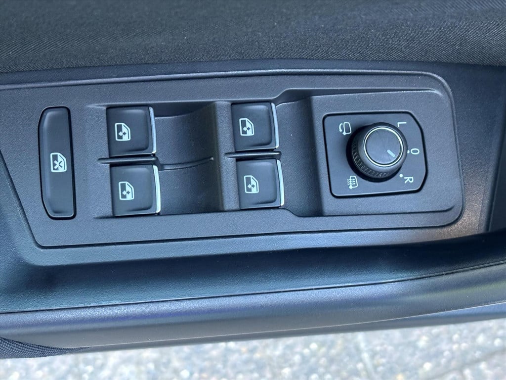 Volkswagen T-roc 1.5 tsi 150pk 7-dsg iq-drive|adapt. cruise | virtual cockp