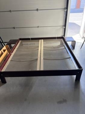 Auping 180x200 met aanhangtafeltjes