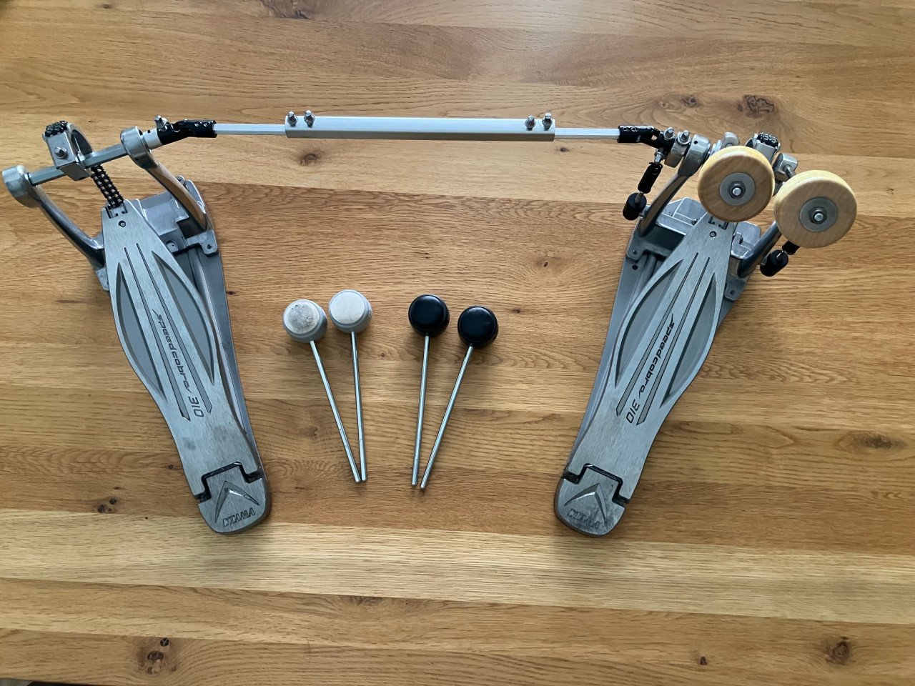TAMA IRON COBRA 310 TWINPEDAL