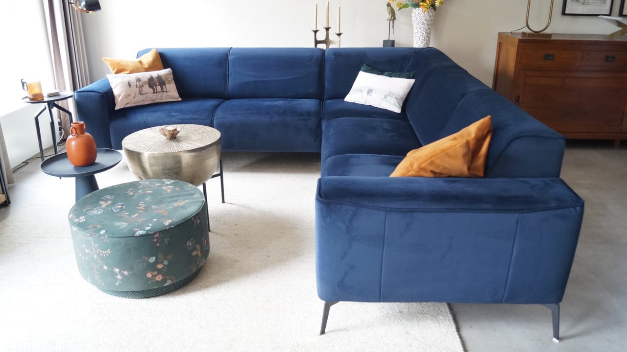 LIVIN24 Scandinavische hoekbank Vegas, stof velvet blauw 2,7 x 2,7 Meter.