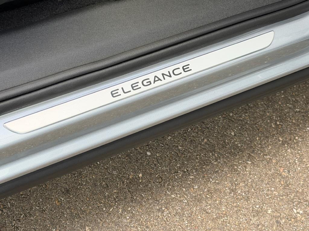 Volkswagen Tiguan 1.5 ehybrid elegance 204pk | panoramadak | trekhaak | 20"