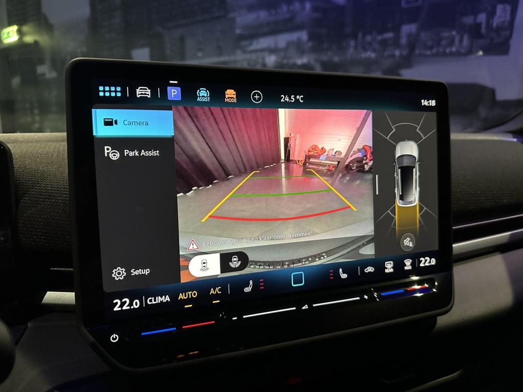 Volkswagen T-roc 1.5 etsi r-line first edition *led*camera*