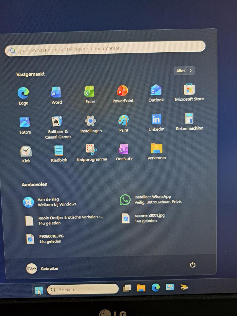 PC i5-2500 met toetsenbord en draadloze oplaadbare usb/bluetooth muis.