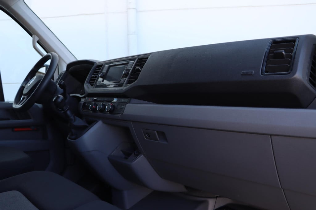 Volkswagen Crafter 30 2.0 tdi l3h2 comfortline 140pk