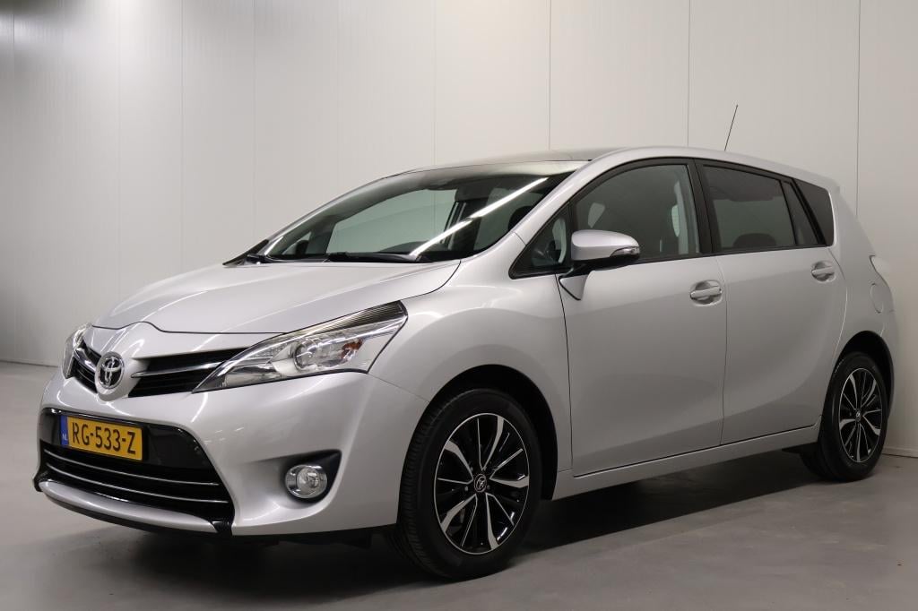 Toyota Corolla Verso 1.6 vvt-i skyv. ed.