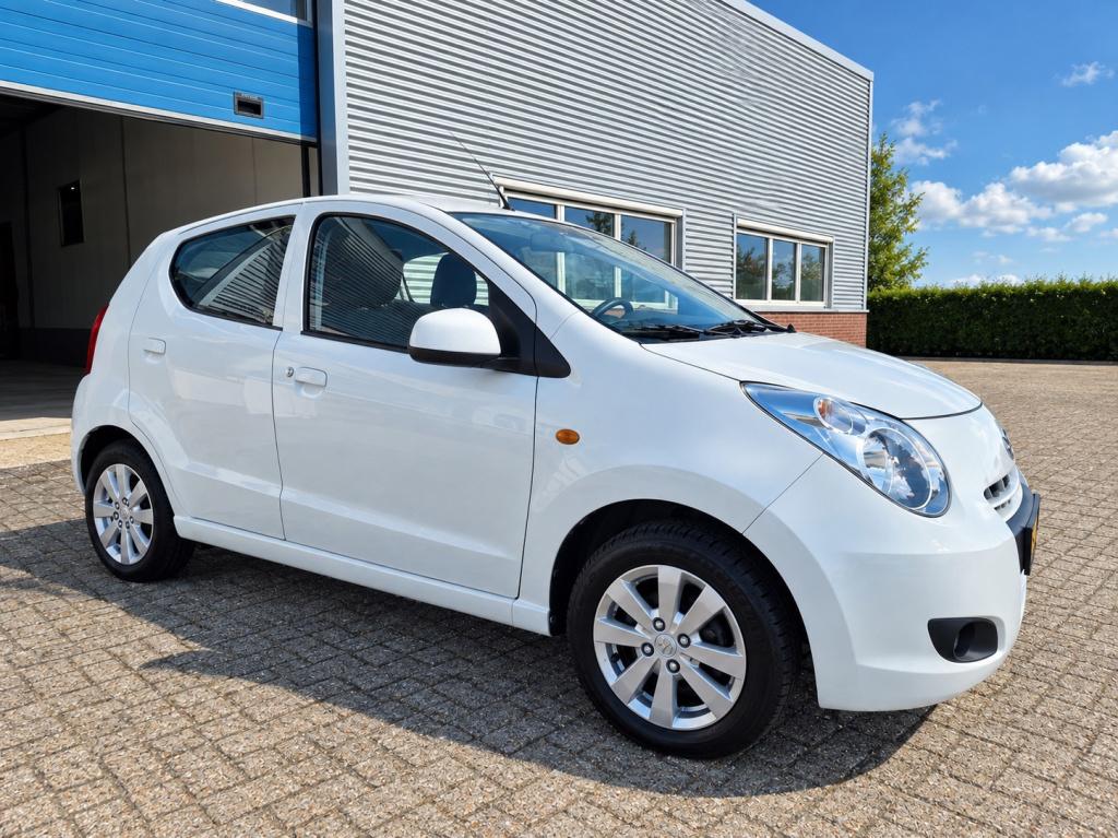 Suzuki Alto 1.0 exclusive