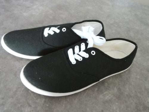 Gymschoenen maat 39 en 40.