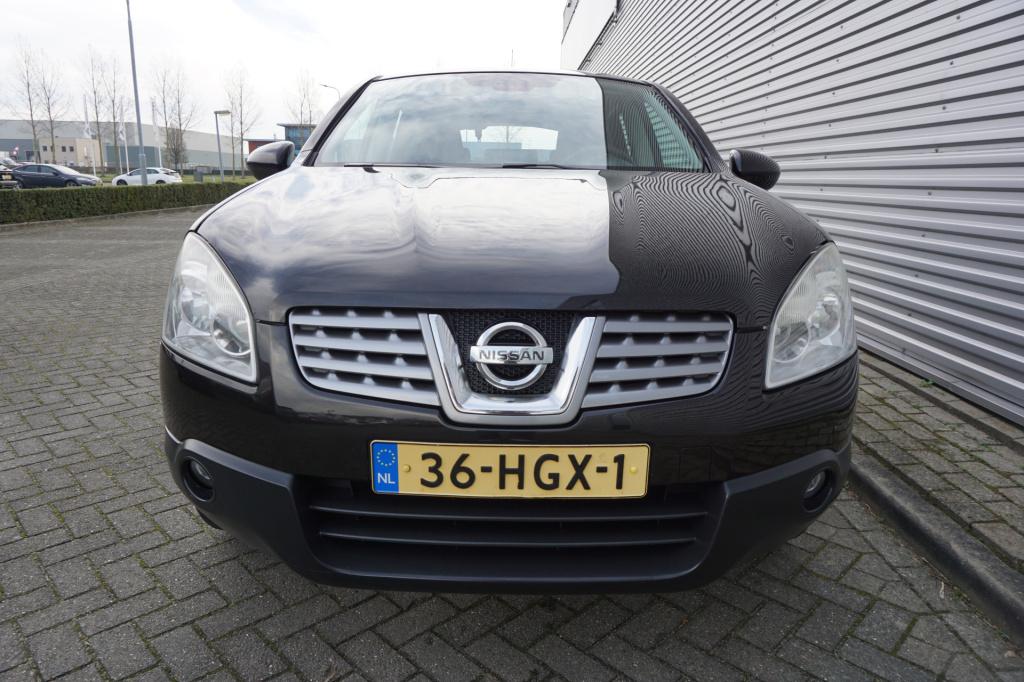 Nissan Qashqai 2.0 tekna climate / navi / cruise / camera / trekhaak / elek