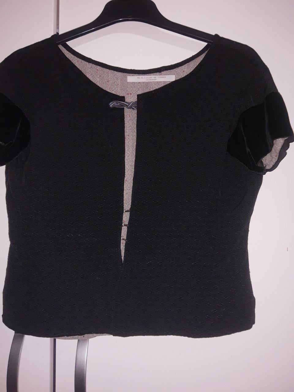 Zuid-Bevelandse klederdracht kleding    n.o.t.k.