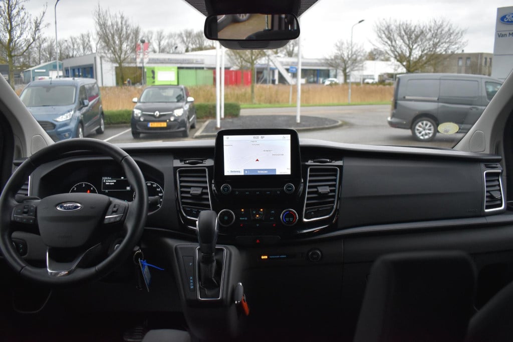 Ford Transit Custom 300 2.0 tdci l1h1 limited dc | trekhaak | cruise contro