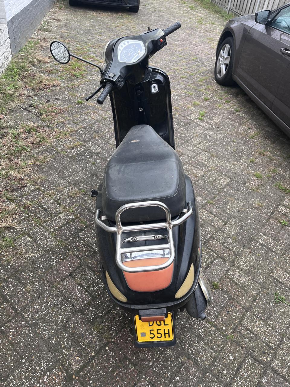 Scooter Senzo Riva Lux