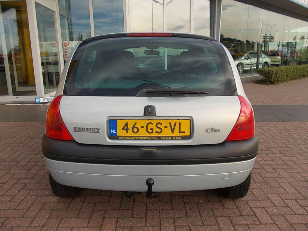 Renault Clio 1.9 dti 5-deurs airco 124000 km!!