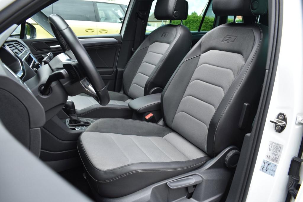 Volkswagen Tiguan 1.5 tsi act r-line | trekhaak | camera | stoelverwarming 