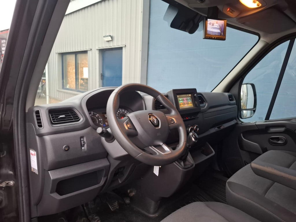 Renault Master t35 2.3 dci 180 l2h2 energy airco / cruise controle / camera