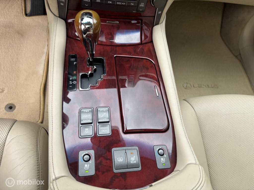 Lexus Ls 600h president hybride youngtimer
