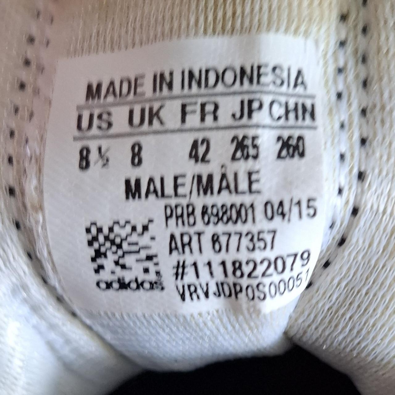 Te koop Adidas kunstgrasschoenen maat 42