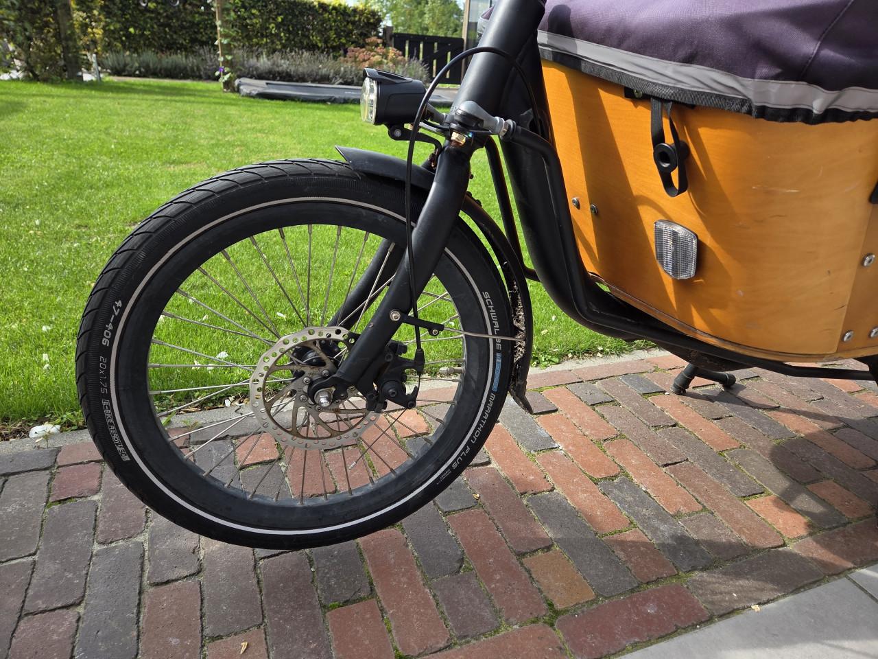 Bakfiets Vogue Carry 2 - elektrisch met huif en kussens