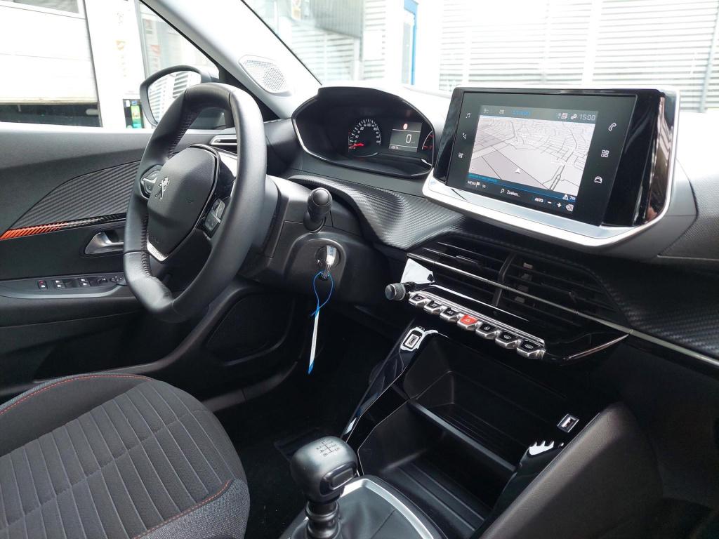 Peugeot 2008 suv 1.2 100 active pack nav/cam/trekhaak