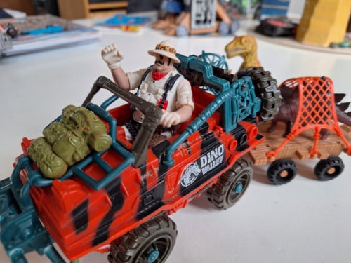 GERESERVEERD Dinosaurus ranger