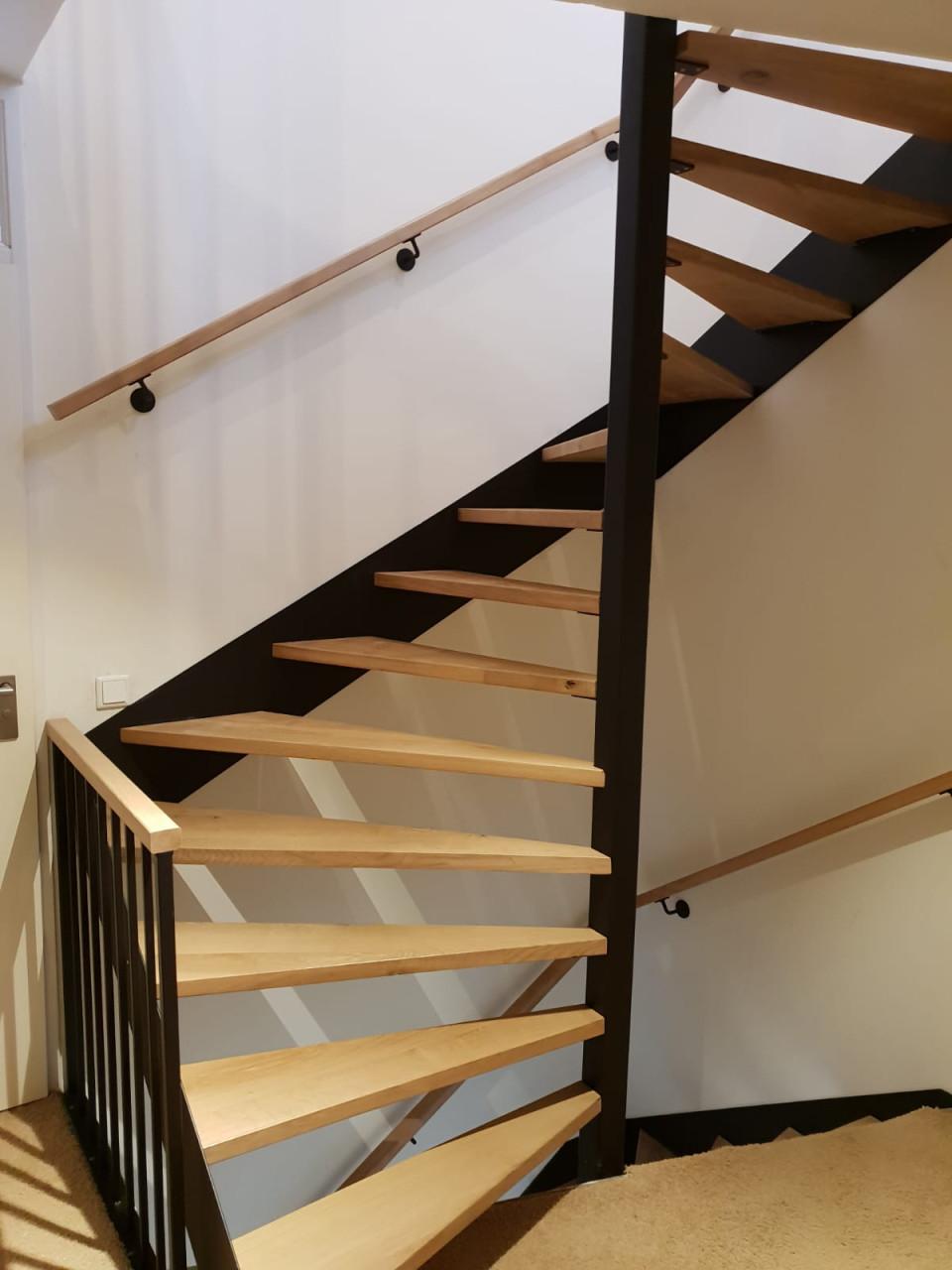 Stalen spiltrappen op maat – Al meer dan 40 Jaar vakmanschap