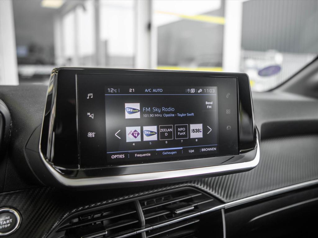 Peugeot 208 1.2 puretech 100pk eat8 allure