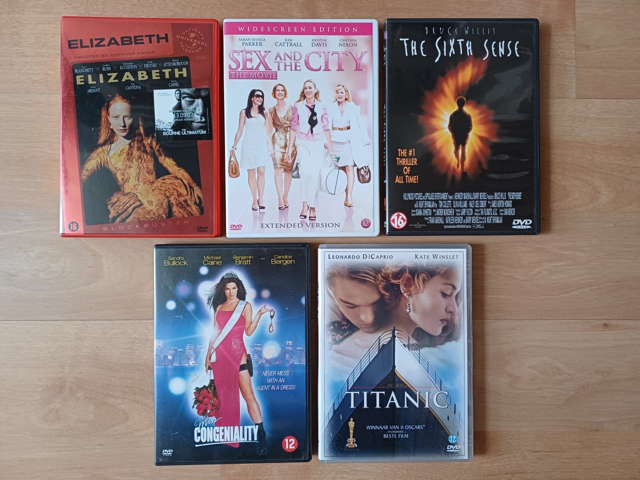 Vijf fenomenale DVD's voor 5 EURO, per stuk 1,25