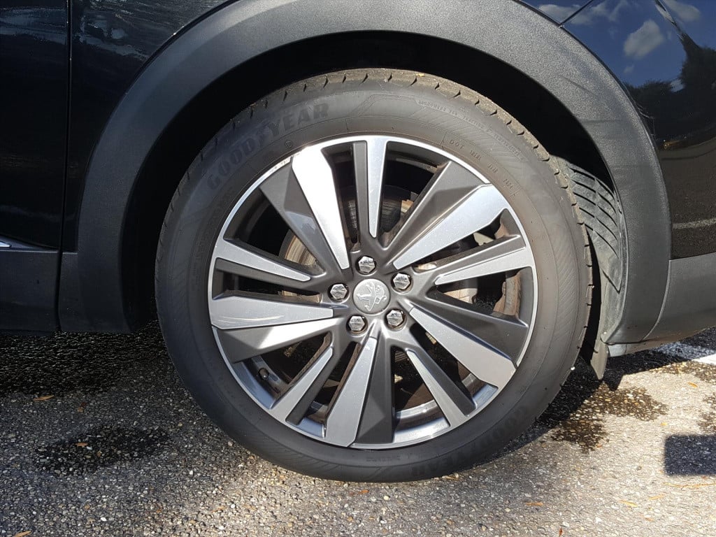Peugeot 3008 1.2pt 130pk allure trekhaak | navi | apple carplay & android a