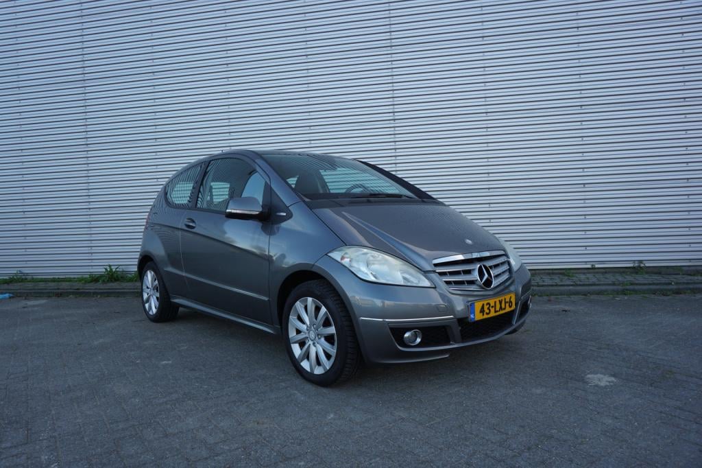 Mercedes-Benz A-Klasse 160 blueefficiency business class avantgarde airco /