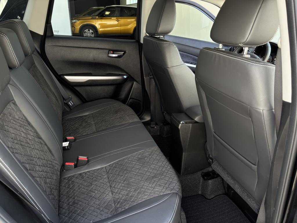 Suzuki Vitara style 1.4 boosterjet smart hybrid