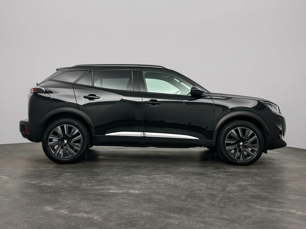 Peugeot 2008 1.2 gt pack | navigatie | alcantara | panoramadak | focal hi-f