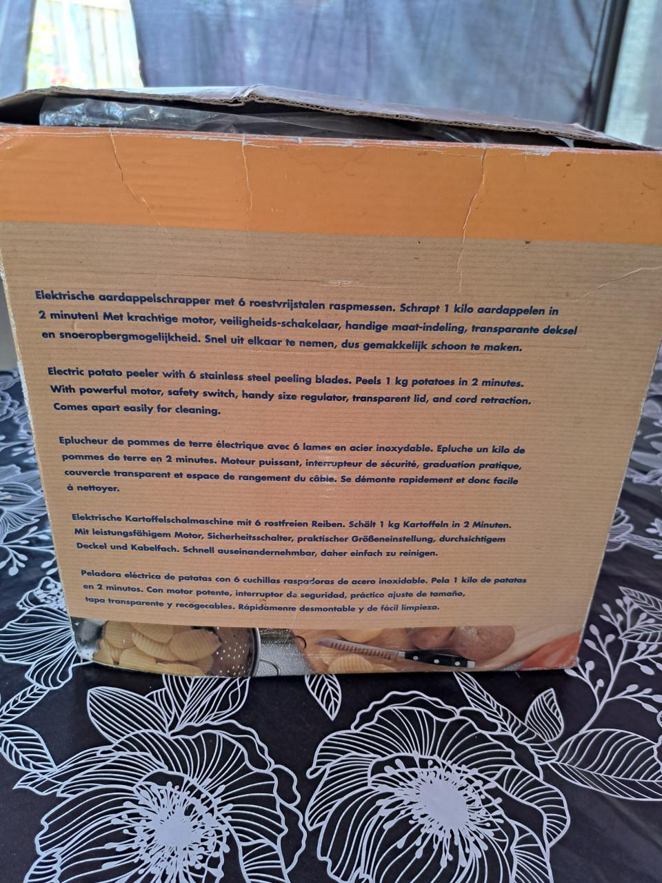 Princess aardappelschrapmachine voor 1 kg.