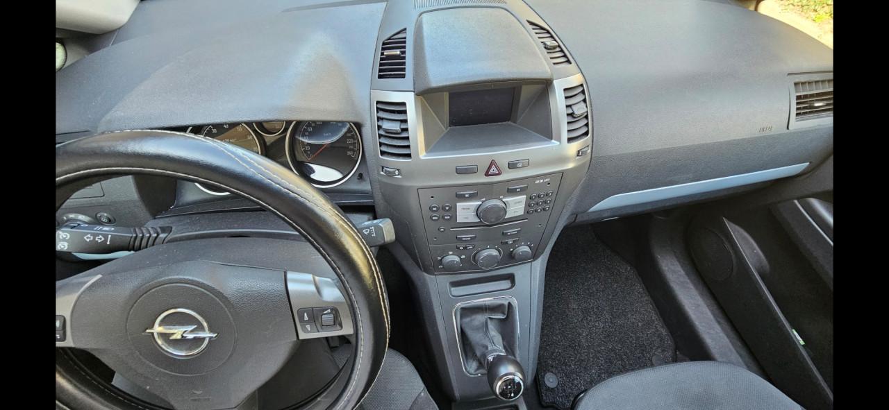 Opel zafira 2007
