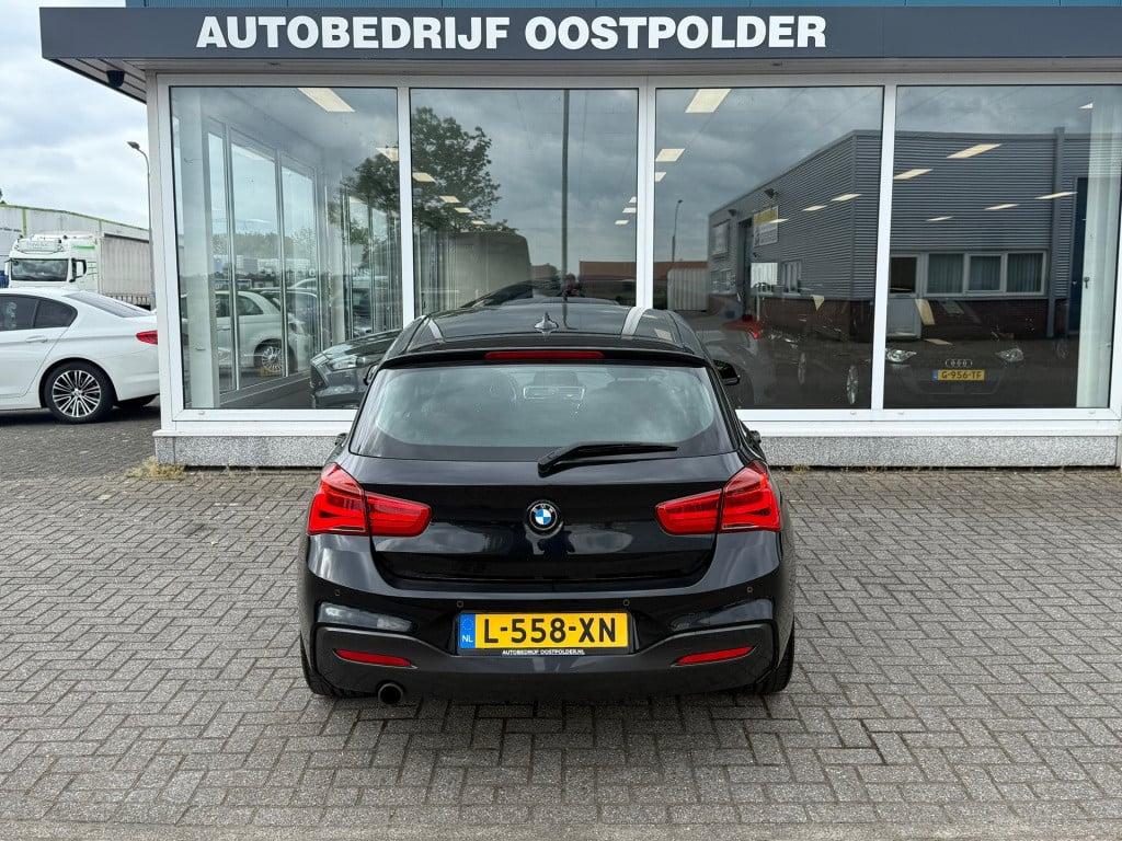 BMW 1 Serie 118i centennial high executive m-sport