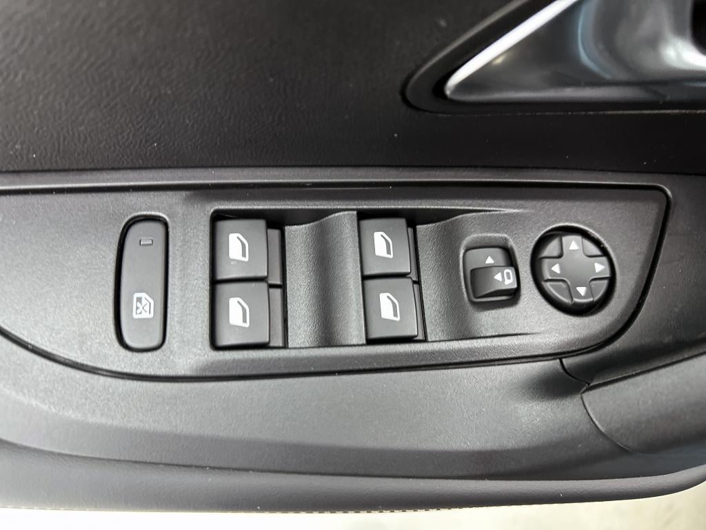 Peugeot 2008 hybrid 145 pk automaat allure | rijklaar | 360 camera | adapti