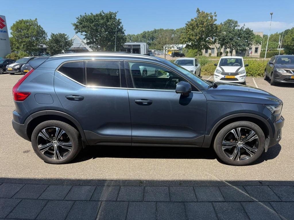 Volvo XC40 1.5 t5 recharge r-design