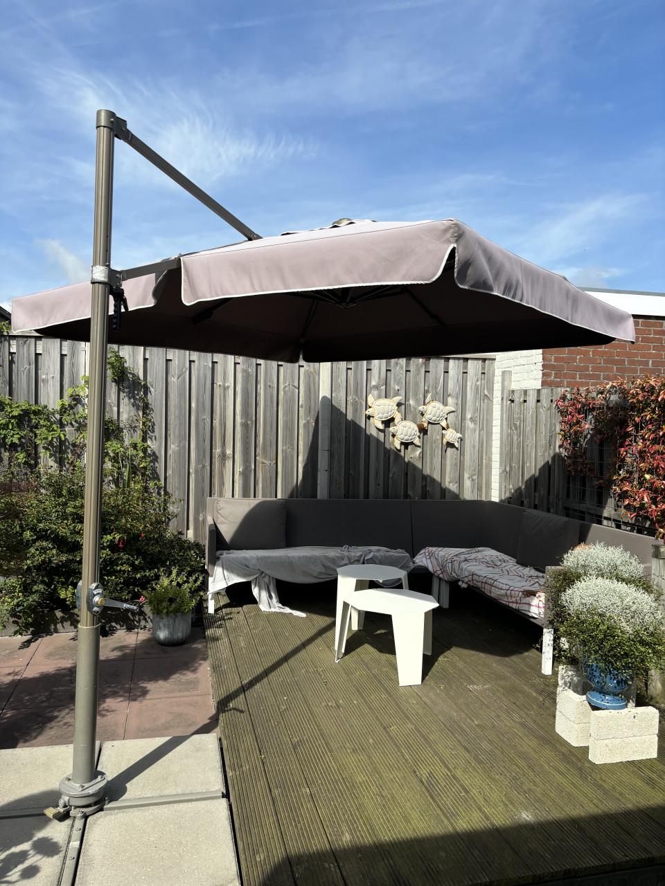 Solero Parasol lichtbruin 2.40 x 2.40
